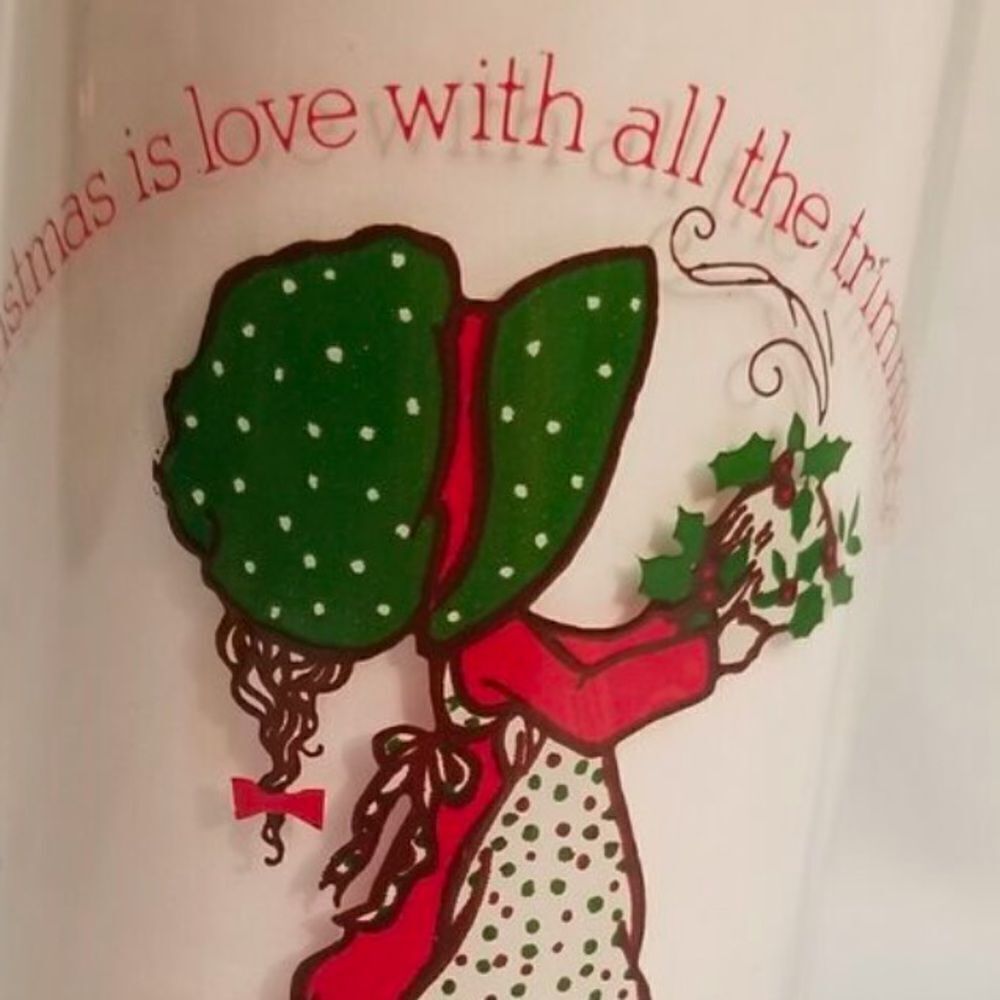 Vintage HOLLY HOBBIE Christmas COCA COLA Glass - LIMITED ED HOLLY with Green Hat - Picture 2 of 9